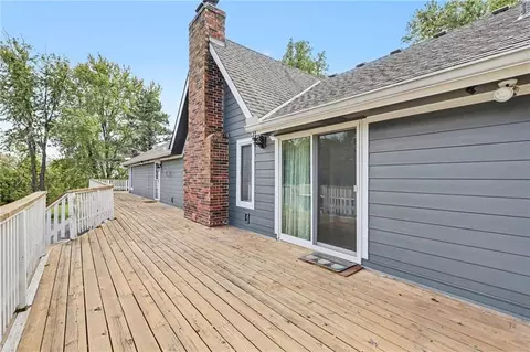 Exterior - 2806 E 215th St, Belton, MO 64012 photo 10 of 18