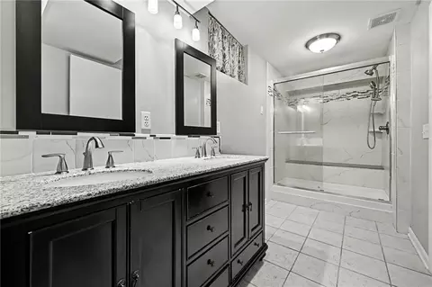 Bath - 2806 E 215th St, Belton, MO 64012 photo 9 of 9