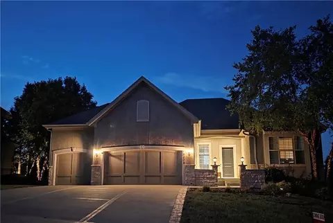 18804 99th St, Lenexa, KS 66220