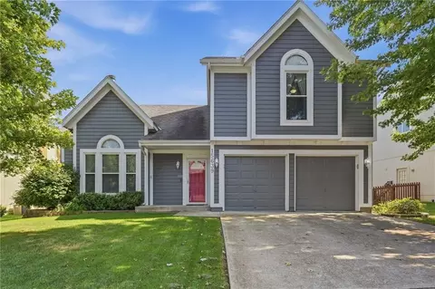 15639 Conser St, Overland Park, KS 66223