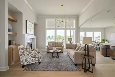 Living - 8156 Roundtree St, Lenexa, KS 66220 photo 2 of 5