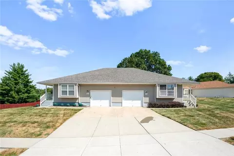 11800 E 47th Ter, Kansas City, MO 64133
