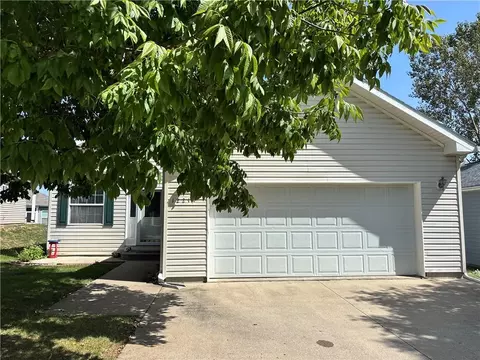 12211 N Pomona Ave, Kansas City, MO 64163