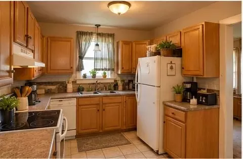 Kitchen - 1304 S 8th St, Atchison, KS 66002 photo 1 of 1