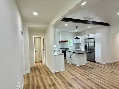 Entry Way - 401 Franklin St, Warrensburg, MO 64093 photo 1 of 1