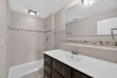 Bath - 100 E South Ave, Belton, MO 64012 photo 3 of 4