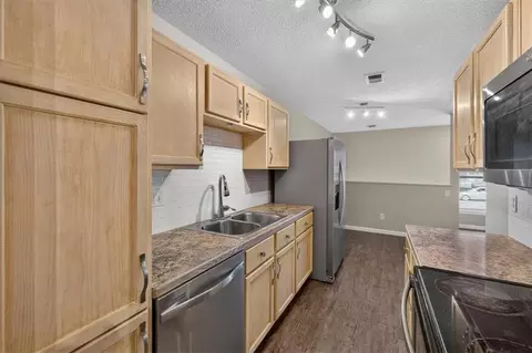 Kitchen - 100 E South Ave, Belton, MO 64012 photo 4 of 4