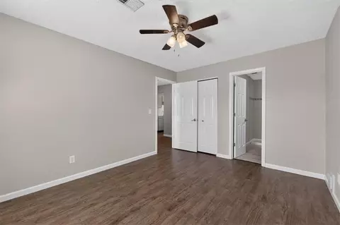 Bedroom - 100 E South Ave, Belton, MO 64012 photo 8 of 13