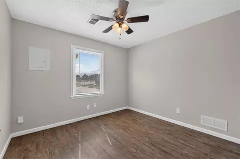 Bedroom - 100 E South Ave, Belton, MO 64012 photo 1 of 13