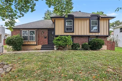 6012 E 107th Ter, Kansas City, MO 64134