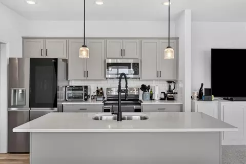 Kitchen - 27403 E Cedar Grove Dr, Lees Summit, MO 64086 photo 2 of 4
