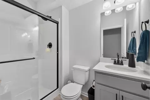 Bath - 27403 E Cedar Grove Dr, Lees Summit, MO 64086 photo 4 of 4