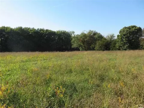 7701 Ferguson Rd, Ozawkie, KS 66070 photo 3