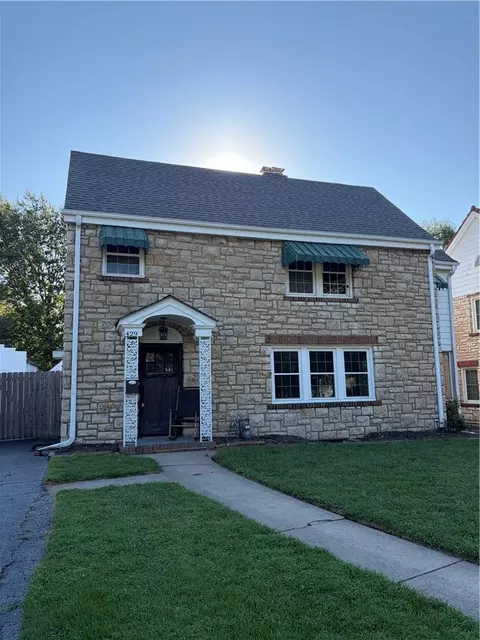 429 N Van Brunt Blvd, Kansas City, MO 64123