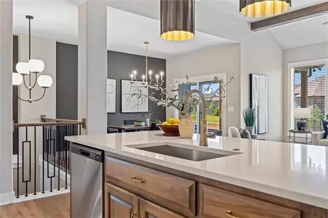 Kitchen - 15382 162nd St, Olathe, KS 66062 photo 4 of 8