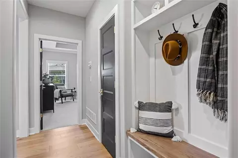 Entry Way - 15382 162nd St, Olathe, KS 66062 photo 3 of 3