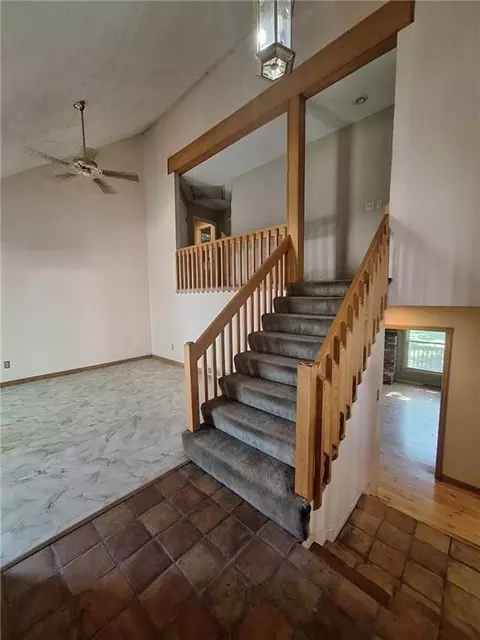 Entry Way - 12519 E 41st Ter, Independence, MO 64055 photo 1 of 2