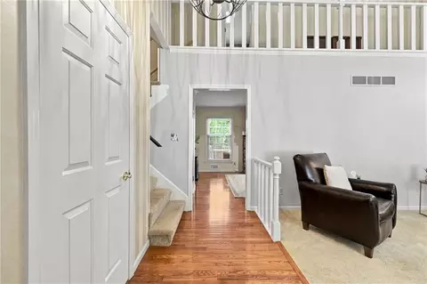 Entry Way - 900 SW Murray Rd, Lees Summit, MO 64081 photo 2 of 3
