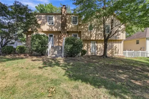 Exterior - 900 SW Murray Rd, Lees Summit, MO 64081 photo 5 of 5