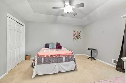 Bedroom - 900 SW Murray Rd, Lees Summit, MO 64081 photo 1 of 7