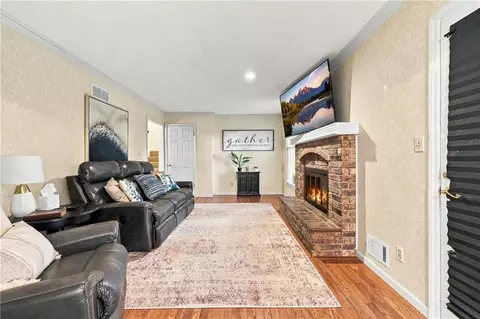 Living - 900 SW Murray Rd, Lees Summit, MO 64081 photo 1 of 1