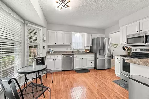 Kitchen - 900 SW Murray Rd, Lees Summit, MO 64081 photo 1 of 2