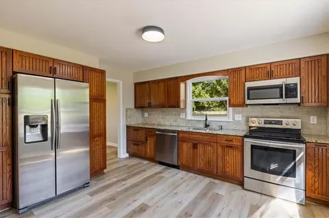 Kitchen - 14806 E 200th St, Peculiar, MO 64078 photo 2 of 2