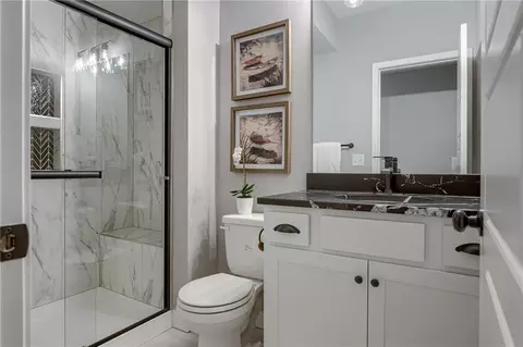 Bath - 20510 Millview Rd, Spring Hill, KS 66083 photo 3 of 3