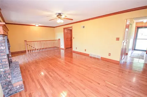 Living - 18705 E Independence Ave, Independence, MO 64056 photo 3 of 10