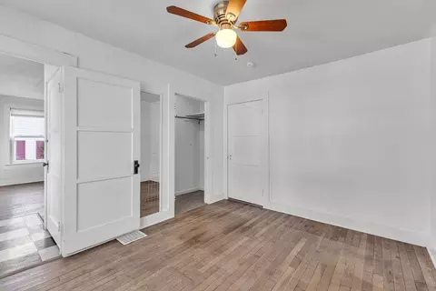 Bedroom - 102 S Chestnut St, Cameron, MO 64429 photo 5 of 6