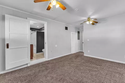 Bedroom - 102 S Chestnut St, Cameron, MO 64429 photo 2 of 6