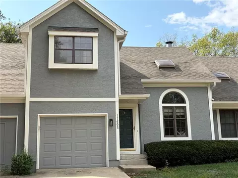 11605 W 113th St, Overland Park, KS 66210