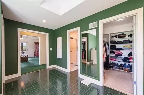 Entry Way - 7401 155 St, Belton, MO 64012 photo 3 of 3