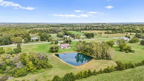 View/Area - 7401 155 St, Belton, MO 64012 photo 4 of 7