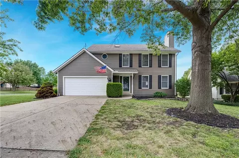 15776 Horton Ct, Overland Park, KS 66223