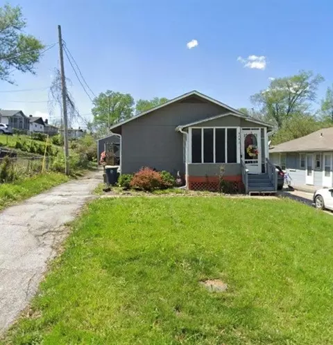 4542 Lister Ave, Kansas City, MO 64130
