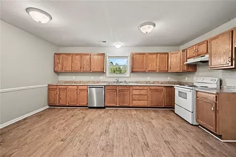 Kitchen - 503 Howard Rd, Trimble, MO 64492 photo 2 of 3