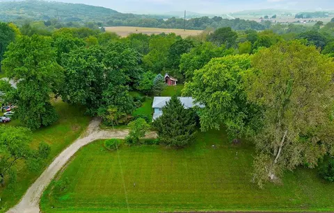16623 Fort Riley Rd, Leavenworth, KS 66048