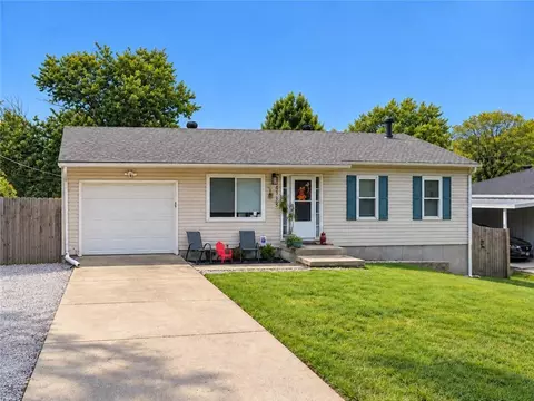 8323 Orient Dr, Kansas City, KS 66112