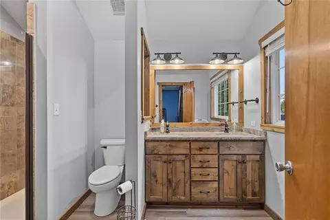 Bath - 307 Leander St, Eudora, KS 66025 photo 1 of 4