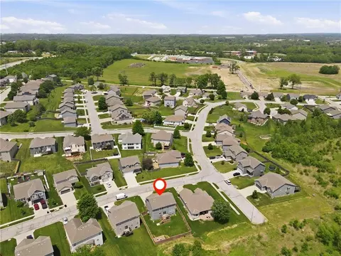 View/Area - 20125 E 24th Terrace Ct, Independence, MO 64057 photo 1 of 3