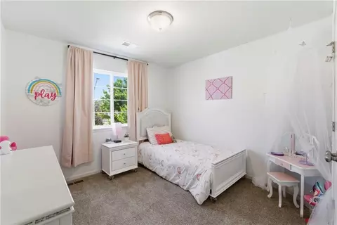 Bedroom - 20125 E 24th Terrace Ct, Independence, MO 64057 photo 4 of 8