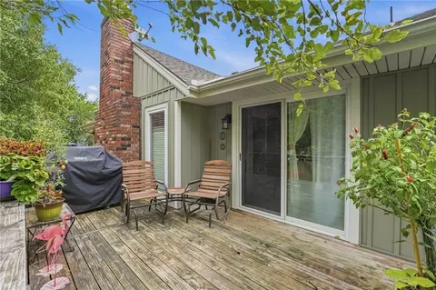 Exterior - 4082 SW Marline Dr, Lees Summit, MO 64082 photo 6 of 8