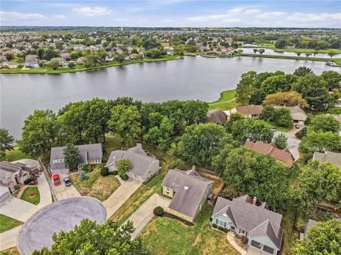 View/Area - 4082 SW Marline Dr, Lees Summit, MO 64082 photo 2 of 2