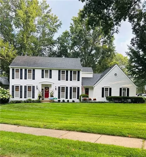 12400 Sagamore Rd, Leawood, KS 66209
