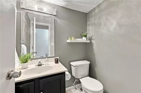 Bath - 6003 NE Moonstone Dr, Lees Summit, MO 64064 photo 1 of 3