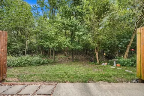 Exterior - 6003 NE Moonstone Dr, Lees Summit, MO 64064 photo 3 of 4