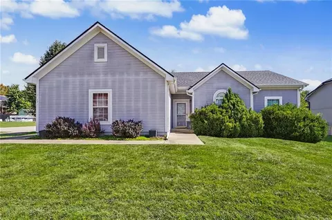 1541 S 104th Terrace 104th Terrace Ter, Edwardsville, KS 66111