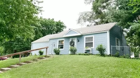 5201 Forest Ave, Kansas City, KS 66106