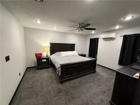 Bedroom - 112 Johns Ct, Frontenac, KS 66763 photo 5 of 7